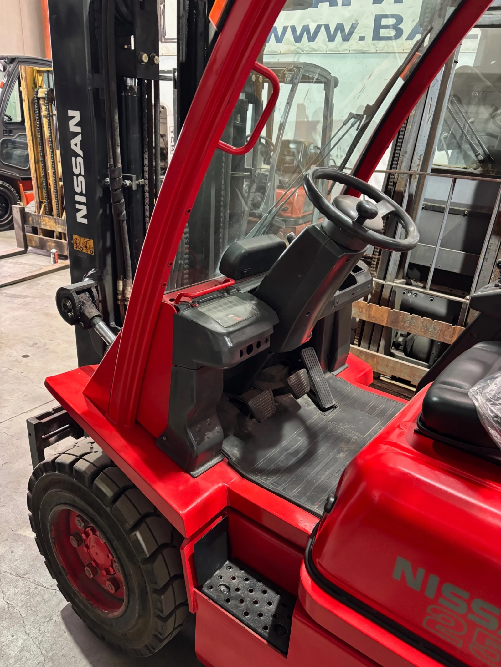  Nissan  -   | Mobile.bg   10