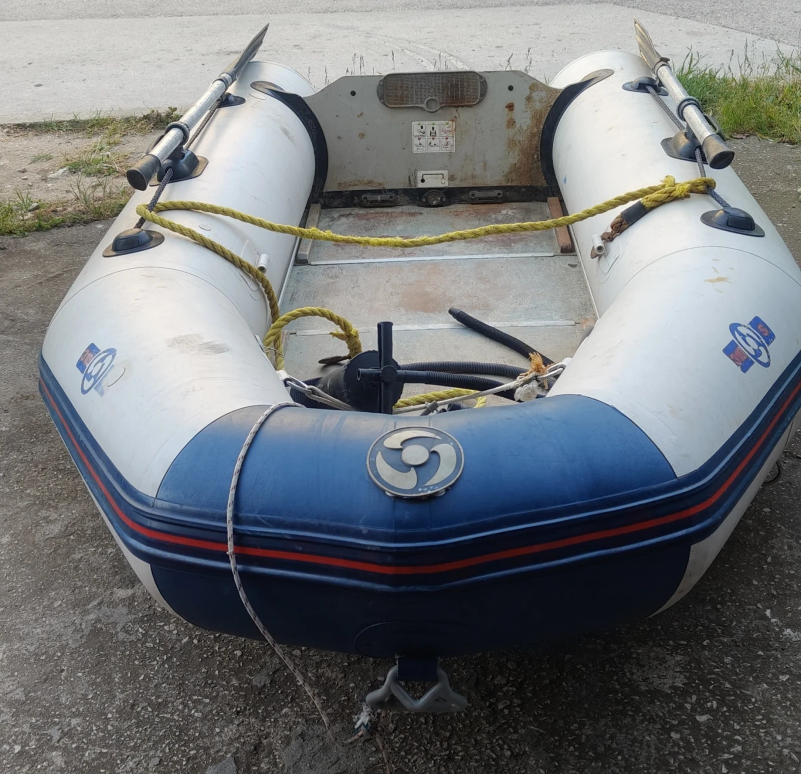 Надуваема лодка Zodiac 310S - изображение 7