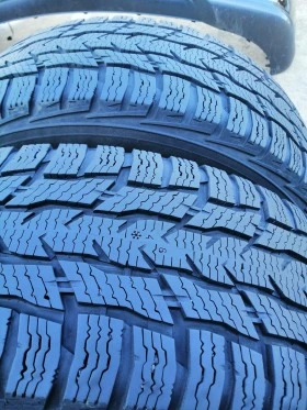 Гуми Зимни 235/65R16, снимка 5