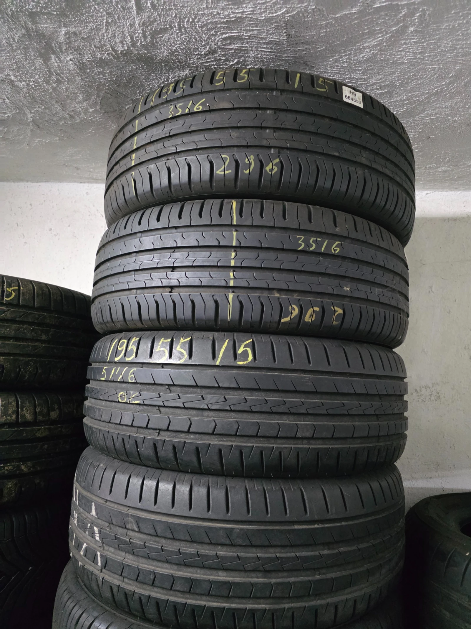 Гуми Летни 195/55R15, снимка 5 - Гуми и джанти - 54000812