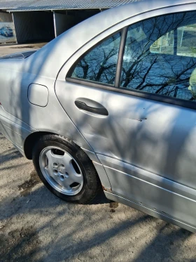 Mercedes-Benz C 180 Kompresor, снимка 6