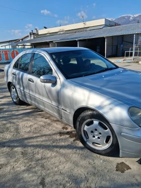 Mercedes-Benz C 180 Kompresor, снимка 2