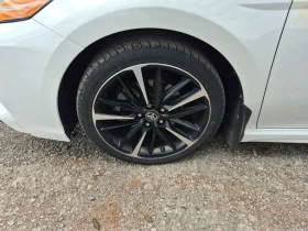 Toyota Camry * XSE * CARFAX * AWD * , снимка 9
