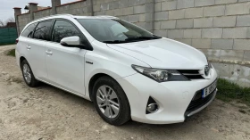 Toyota Auris 1.8 Hybrid CVT, снимка 5