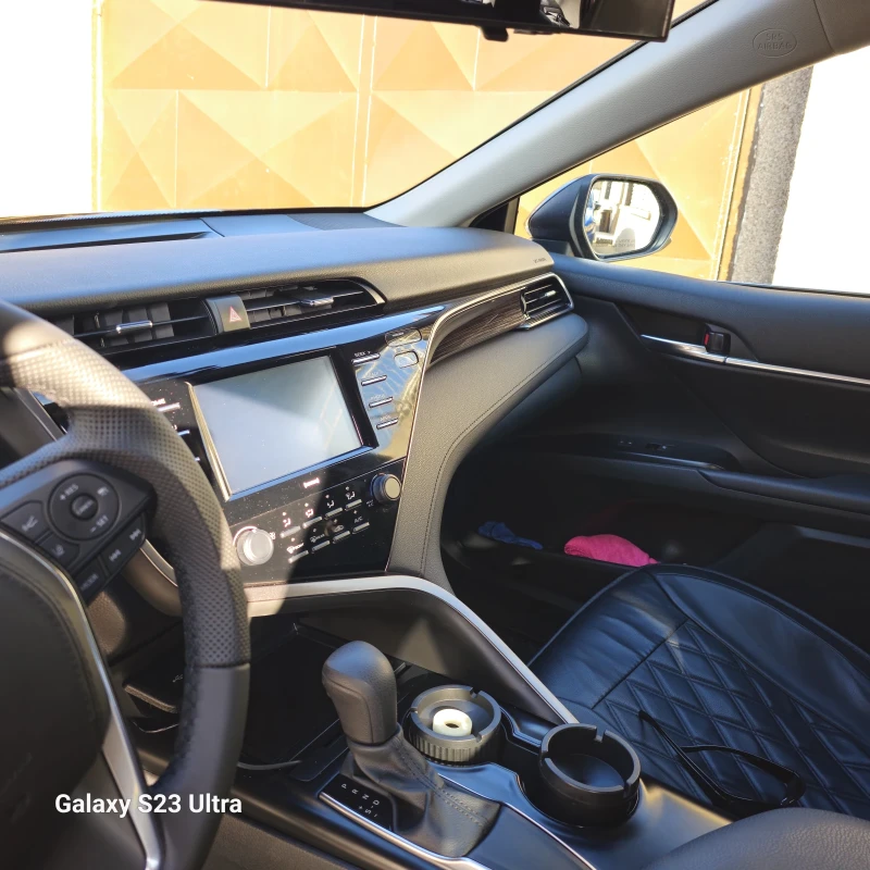 Toyota Camry 2.5 атмосферен двигател , снимка 11 - Автомобили и джипове - 50706197