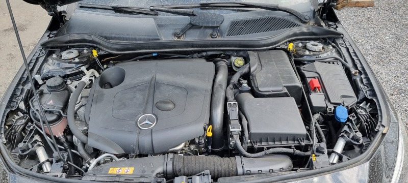 Mercedes-Benz CLA 200 4 matic, снимка 13 - Автомобили и джипове - 45434694