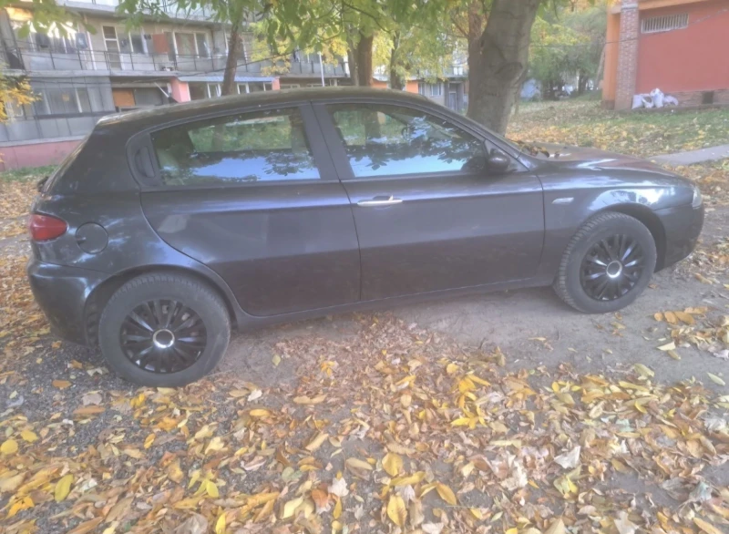 Alfa Romeo 147 1 9JTDm, снимка 3 - Автомобили и джипове - 47948524