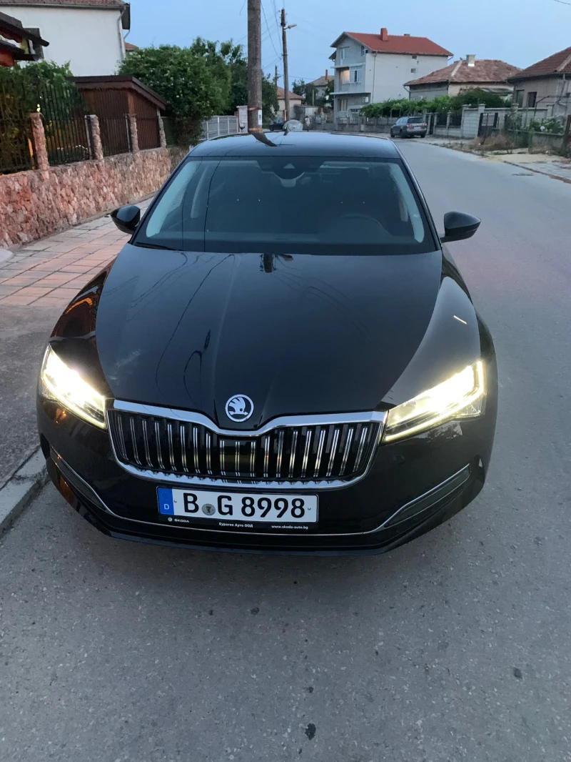 Skoda Superb, снимка 1 - Автомобили и джипове - 48265397