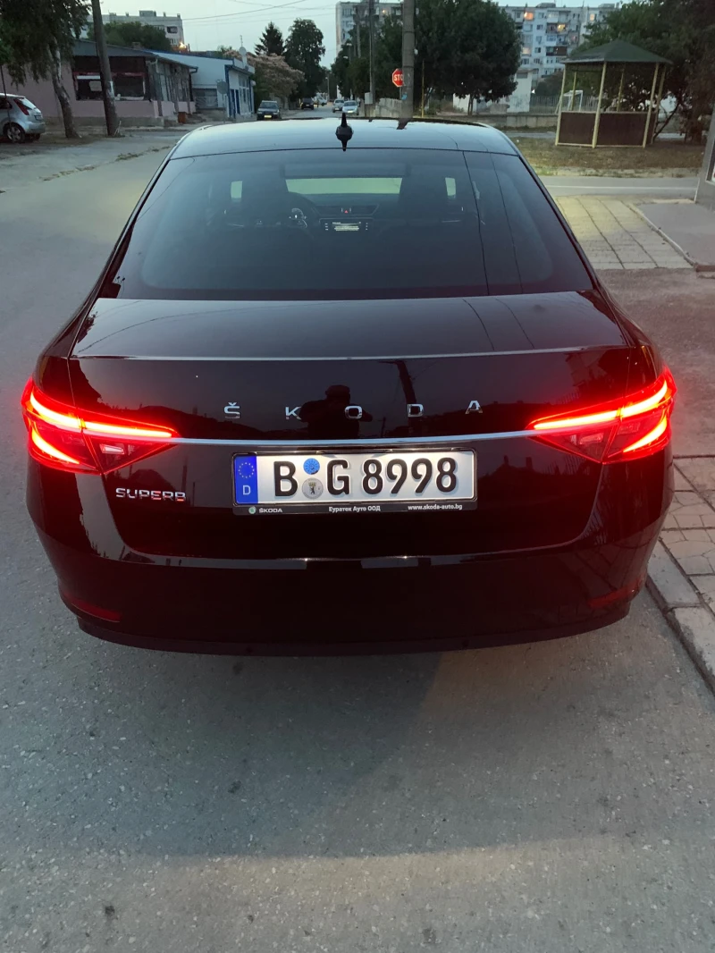 Skoda Superb, снимка 3 - Автомобили и джипове - 48265397