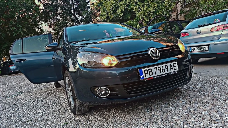 VW Golf VI 1.6TDI 105KC, снимка 3 - Автомобили и джипове - 48756790