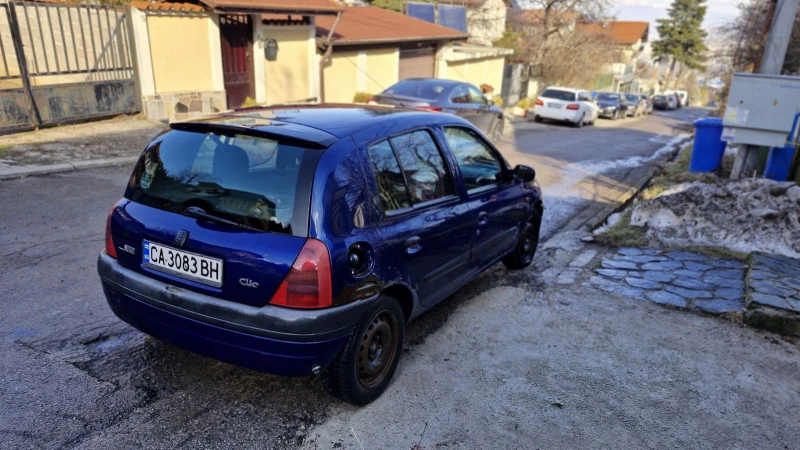 Renault Clio 1.4 16 v, снимка 3 - Автомобили и джипове - 48948633