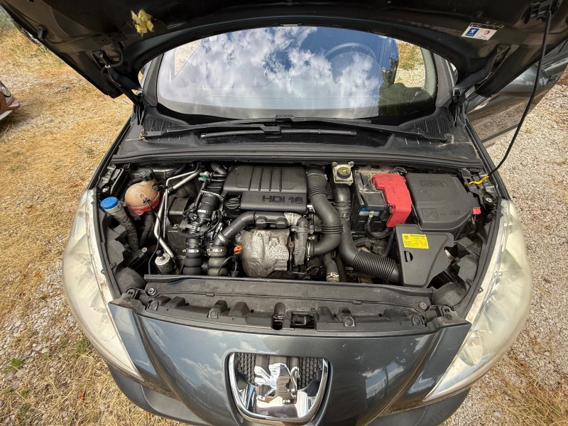 Peugeot 308 1.6 HDI, снимка 10 - Автомобили и джипове - 50853352