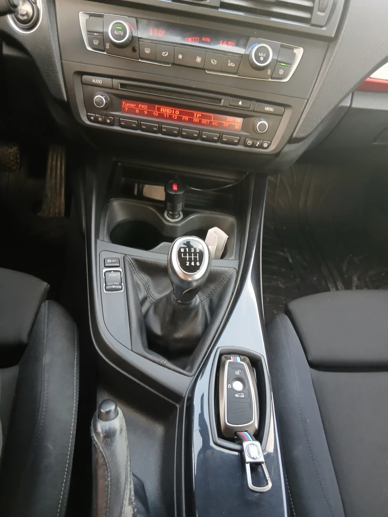BMW 116 Sport line, снимка 13 - Автомобили и джипове - 52465393