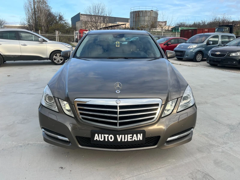 Mercedes-Benz E 200 2.1D-136-КОНЯ, снимка 2 - Автомобили и джипове - 52671448