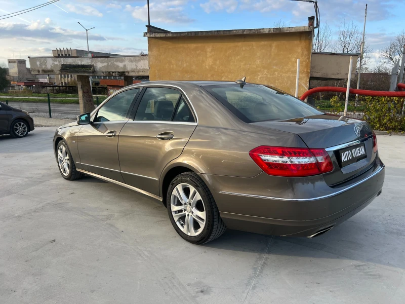 Mercedes-Benz E 200 2.1D-136-КОНЯ, снимка 6 - Автомобили и джипове - 52671448