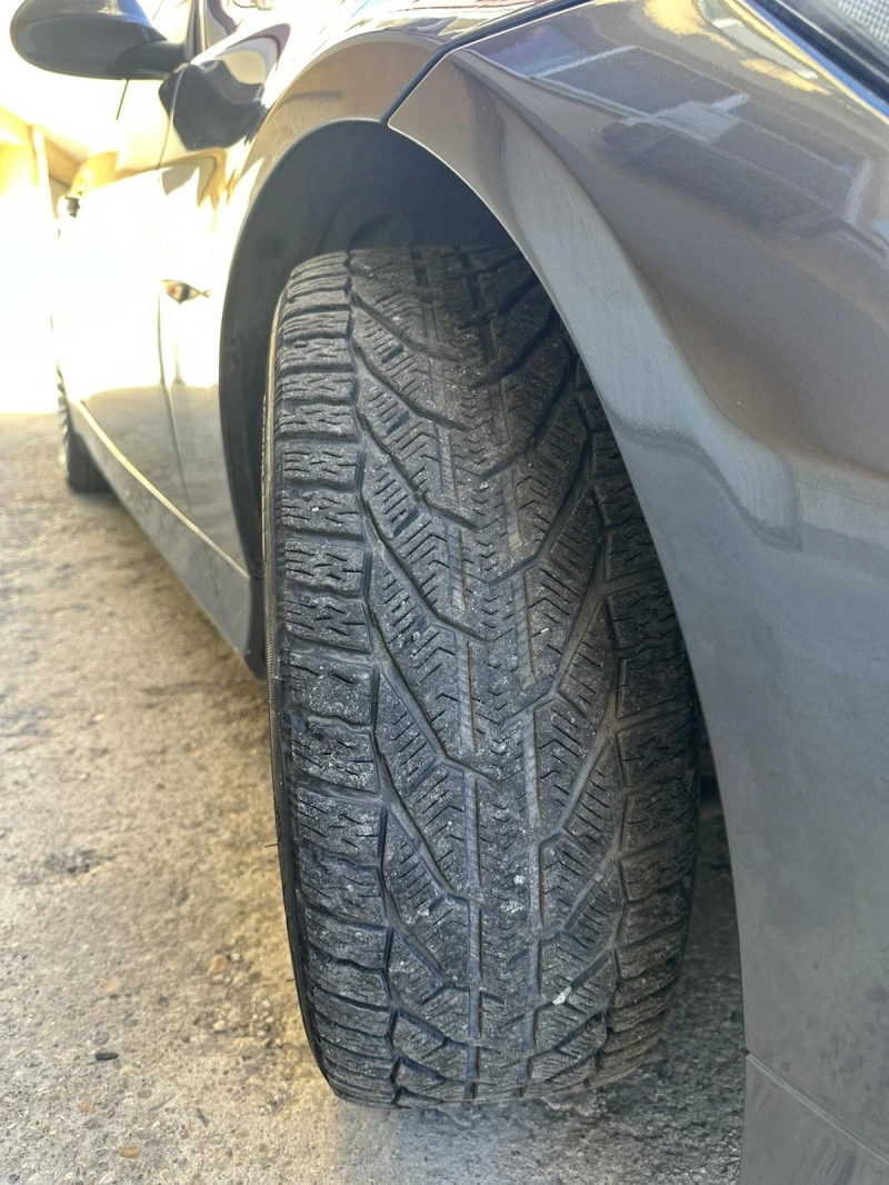 BMW 330 3.0XD, снимка 12 - Автомобили и джипове - 53116649