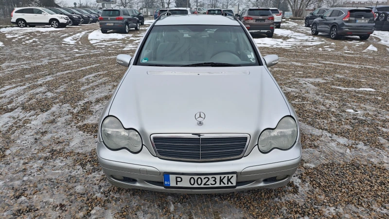 Mercedes-Benz C 200 ВСИЧКО ПЛАТЕНО/ОБСЛУЖЕН/, снимка 3 - Автомобили и джипове - 53374218