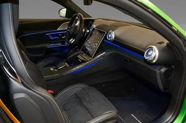 Mercedes-Benz AMG GT 63 Pro 4Matic+ Coupe = Premium = Гаранция, снимка 9 - Автомобили и джипове - 53800070