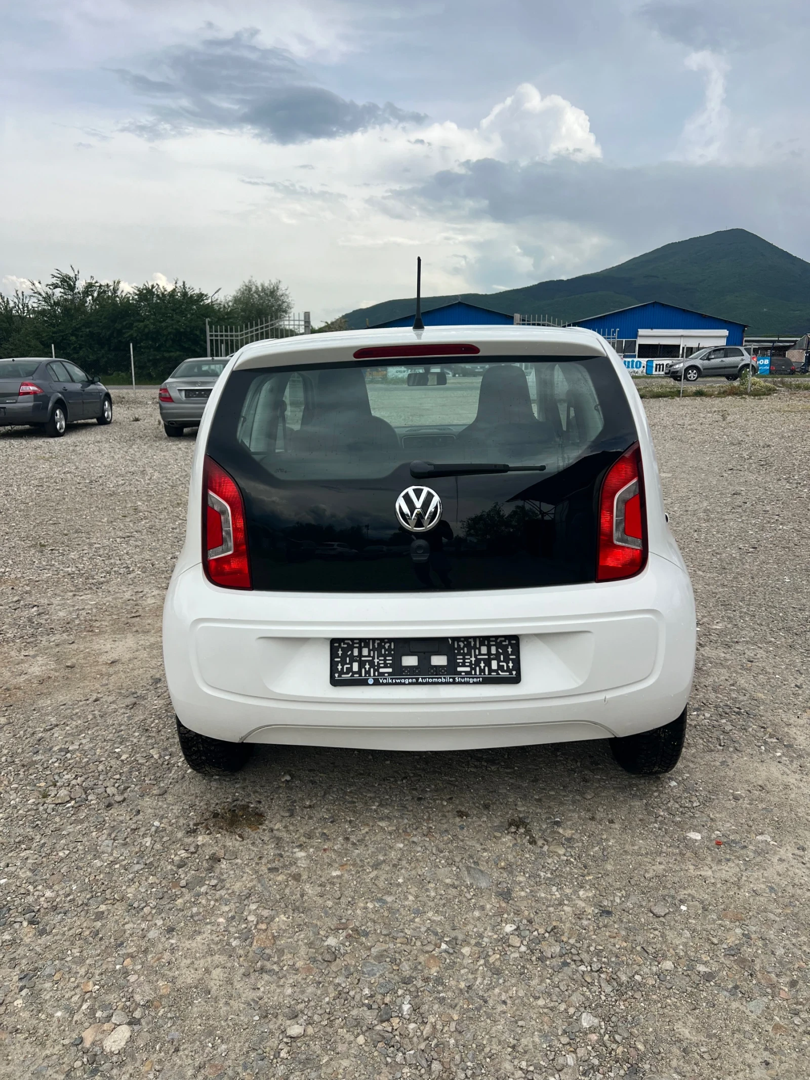 VW Up 1.0i* ЛИЗИНГ - изображение 5