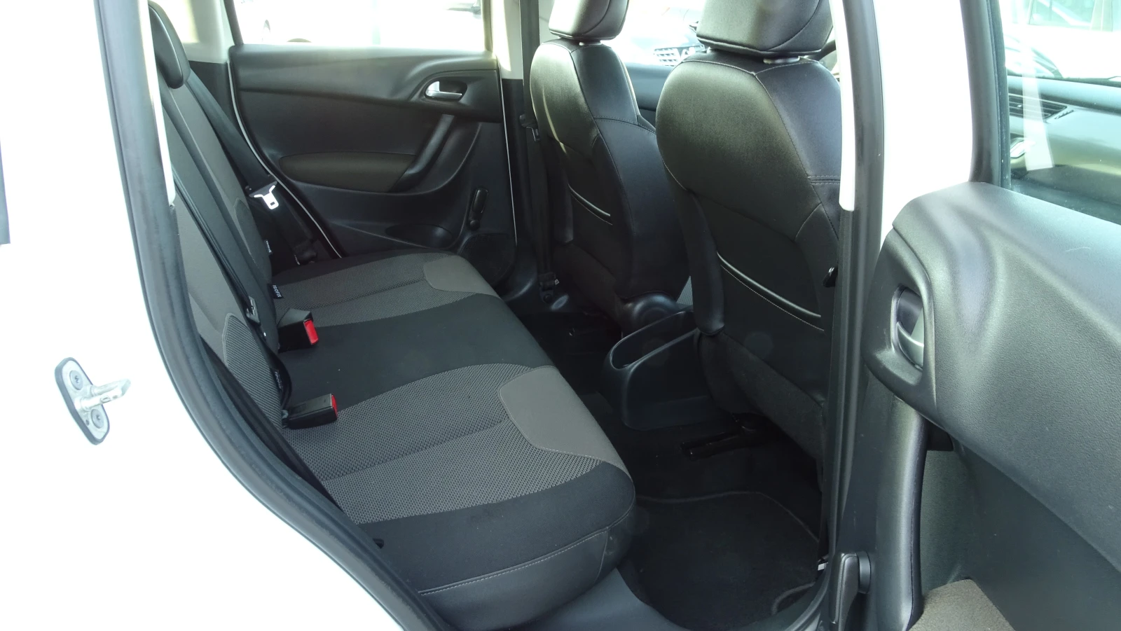 Citroen C3 1.4 i-GPL* EURO-5B*  - изображение 9
