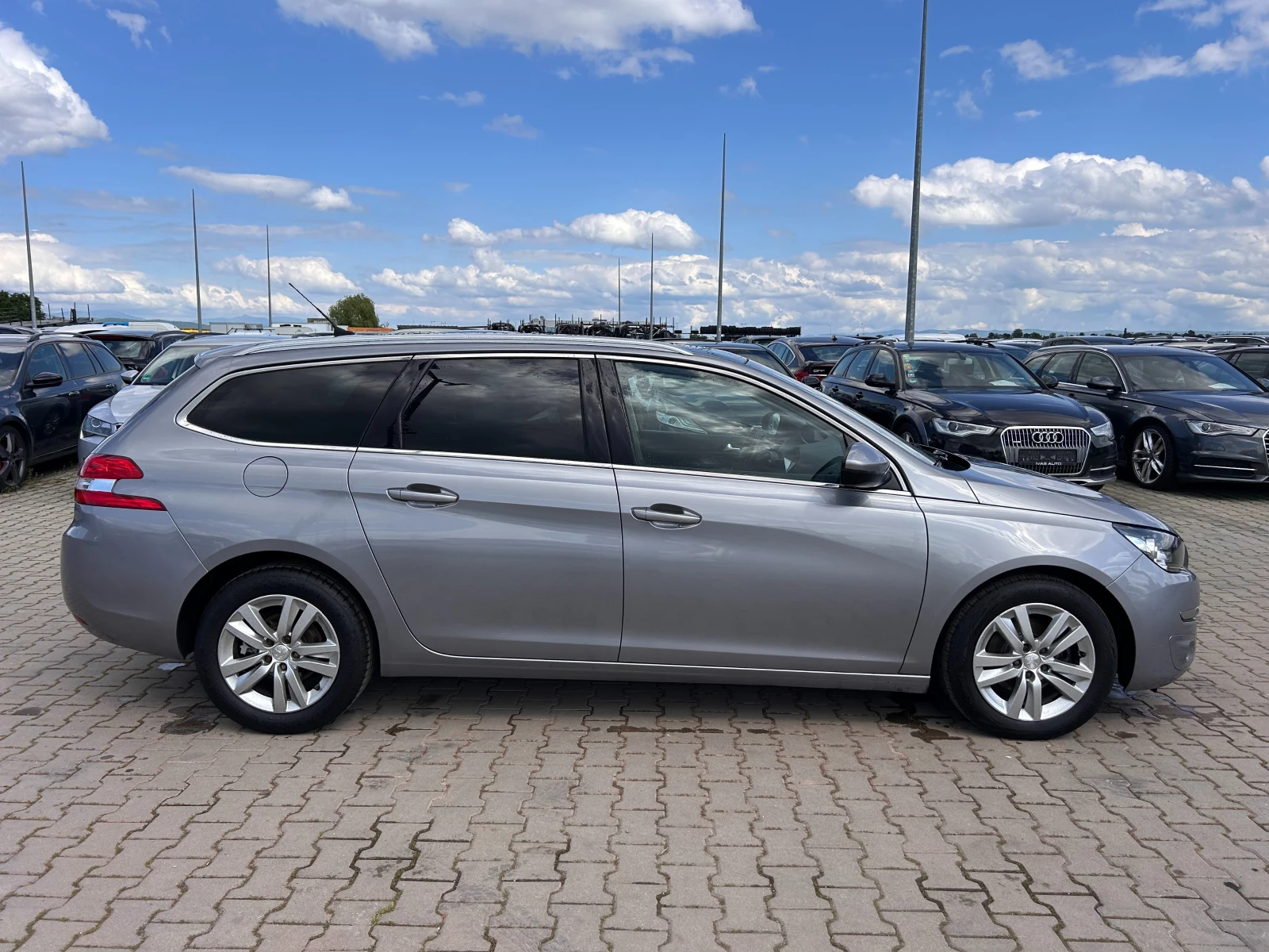 Peugeot 308 1.6HDI PANORAMA/NAVI/KAMERA EURO 6 - изображение 5