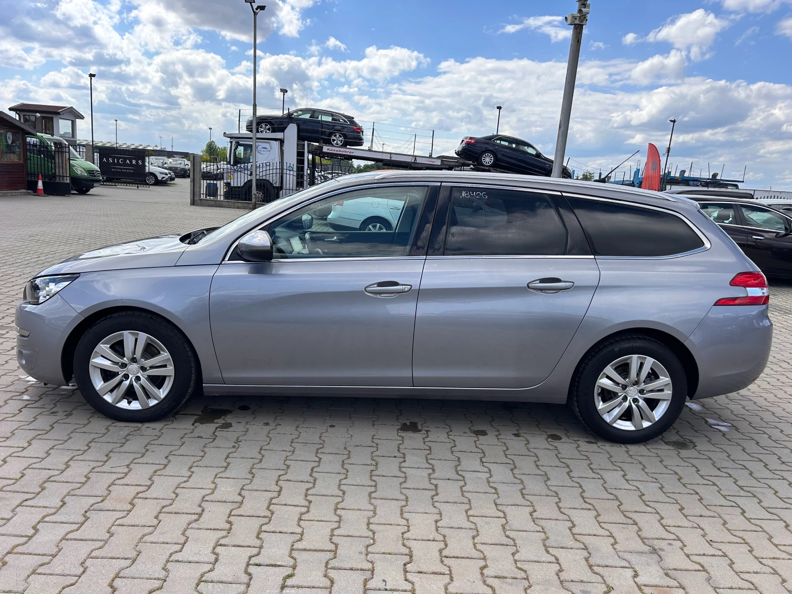 Peugeot 308 1.6HDI PANORAMA/NAVI/KAMERA EURO 6 - изображение 9