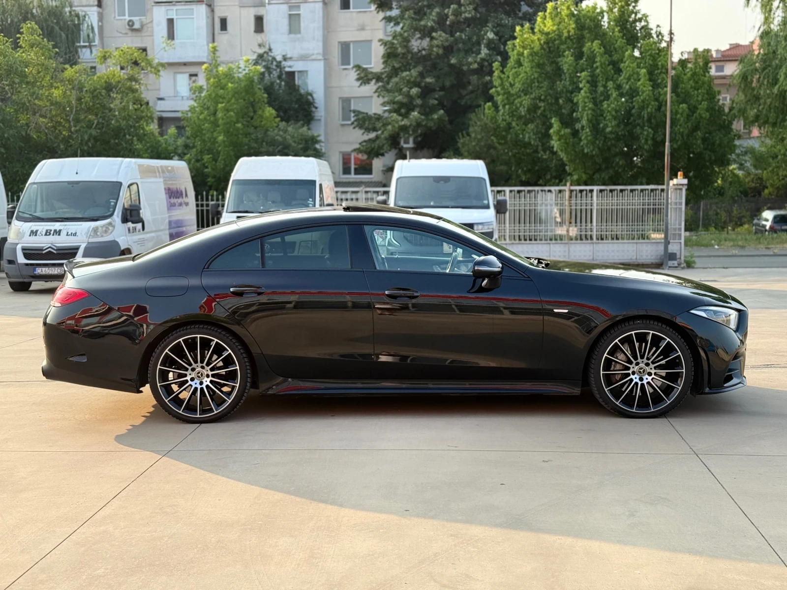 Mercedes-Benz CLS 350 Edition1 Distro AMG 53 optik Active sound 360 kame - изображение 8