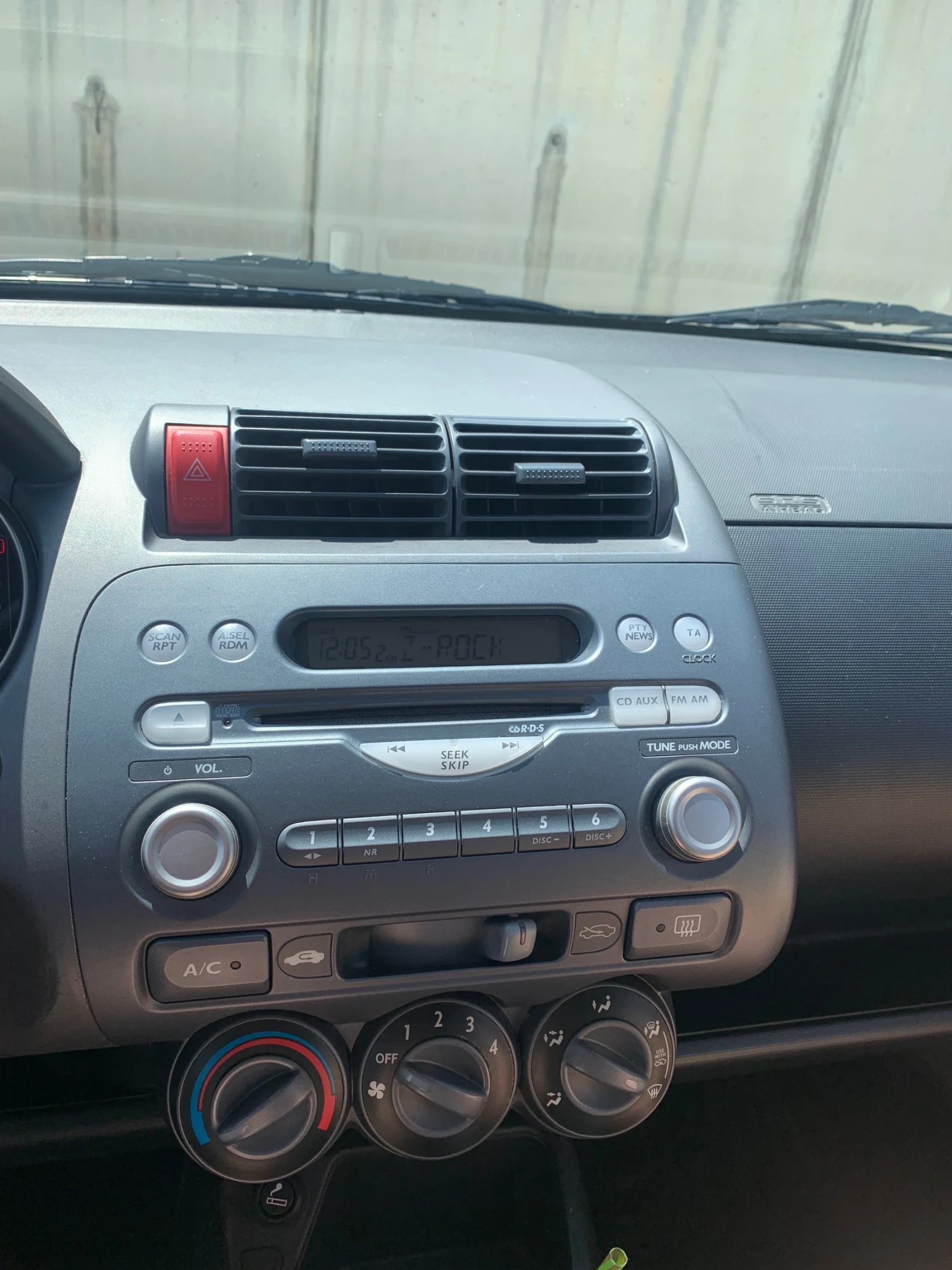 Honda Jazz  - изображение 9