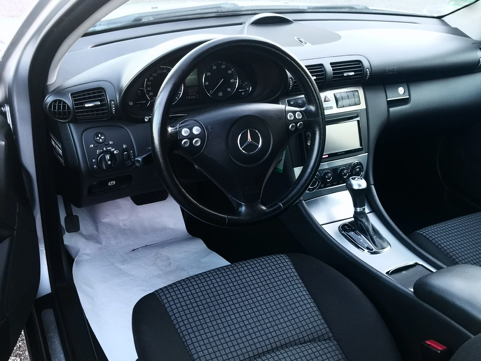 Mercedes-Benz C 180 i Kompressor Автоматик + ГАЗ  - изображение 8