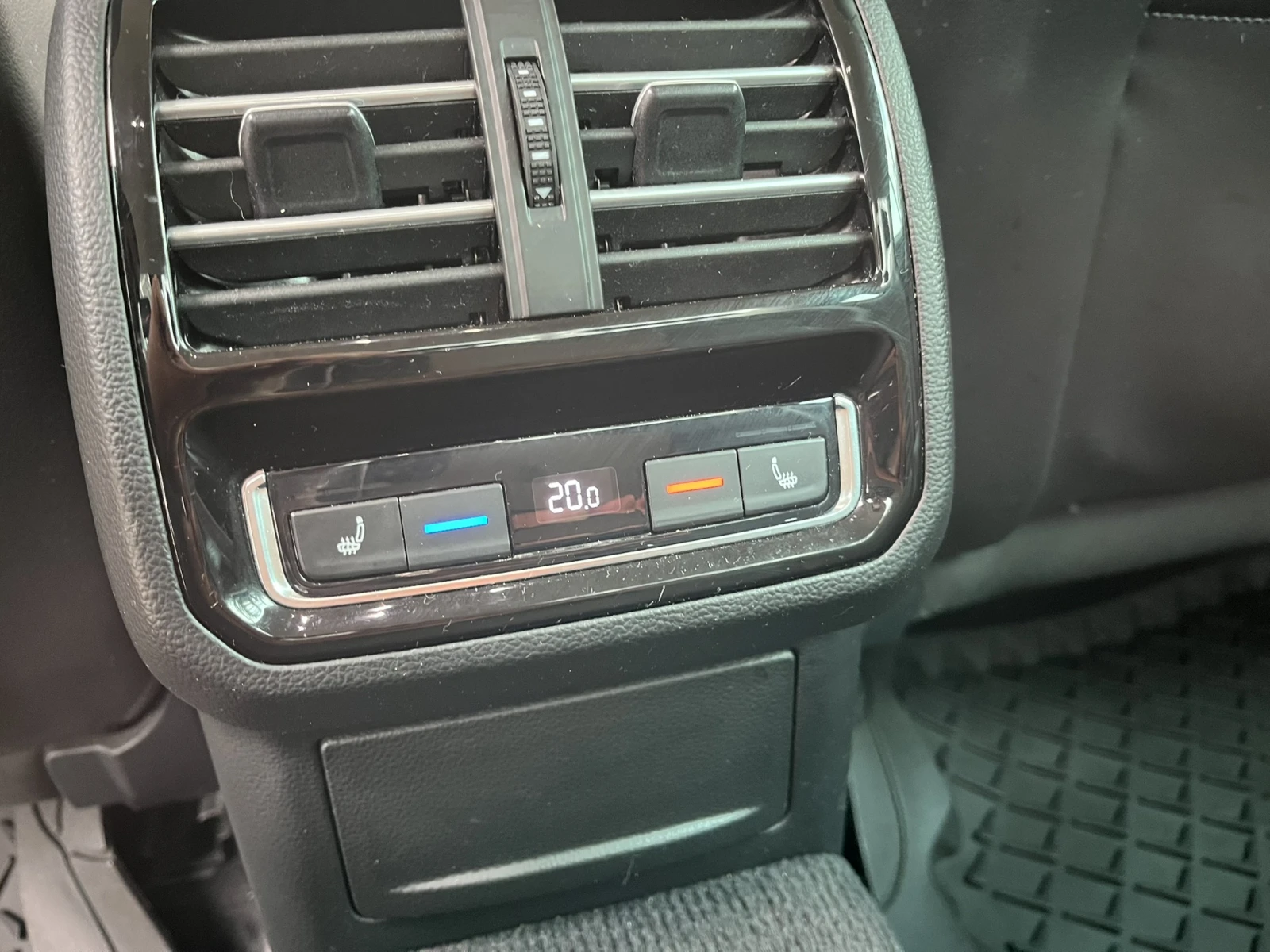 VW Passat Highline 2.0 TDI DSG 4Motion | Mobile.bg   12