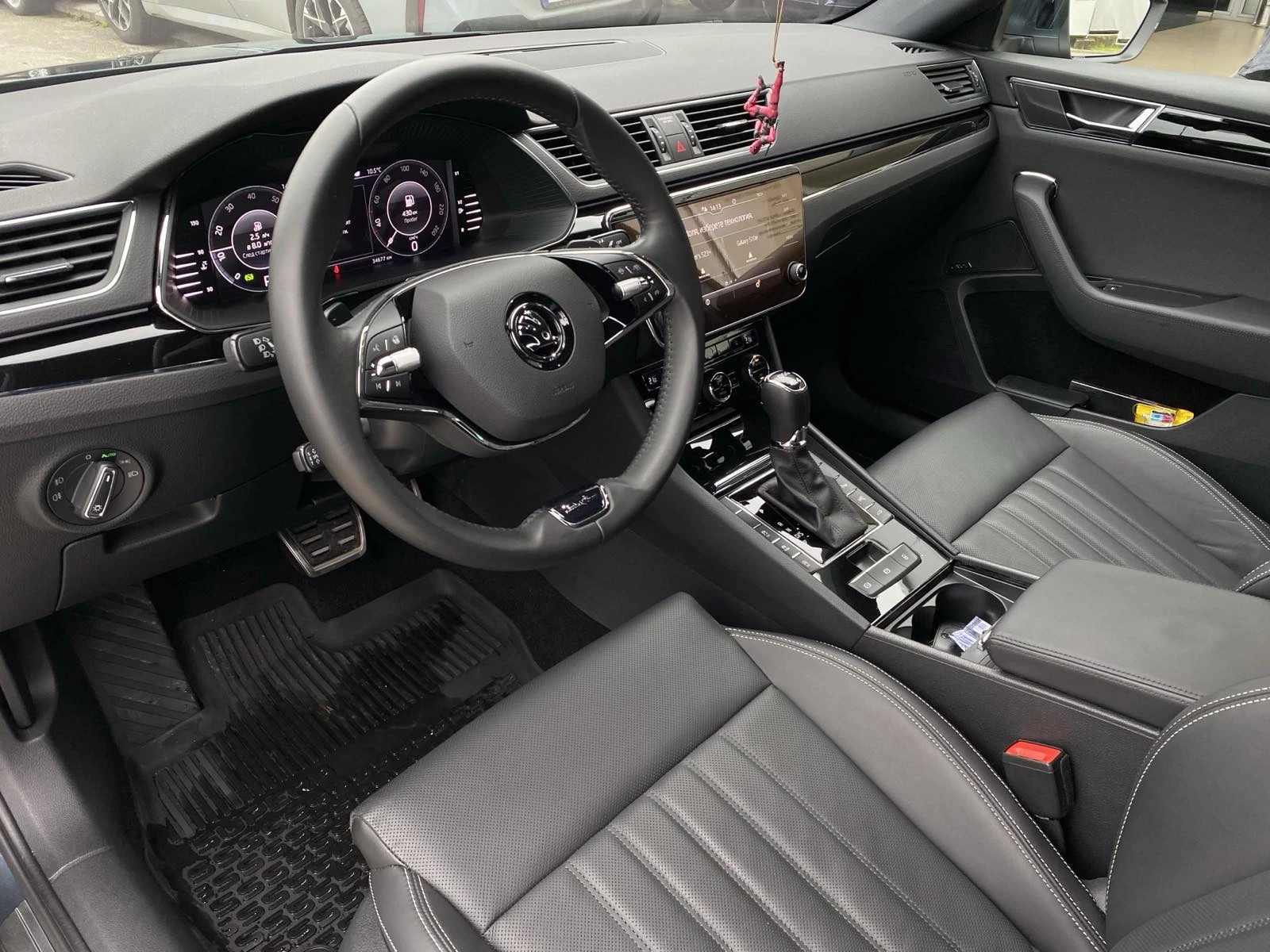 Skoda Superb 2.0TSI/L&K/4x4 - изображение 4