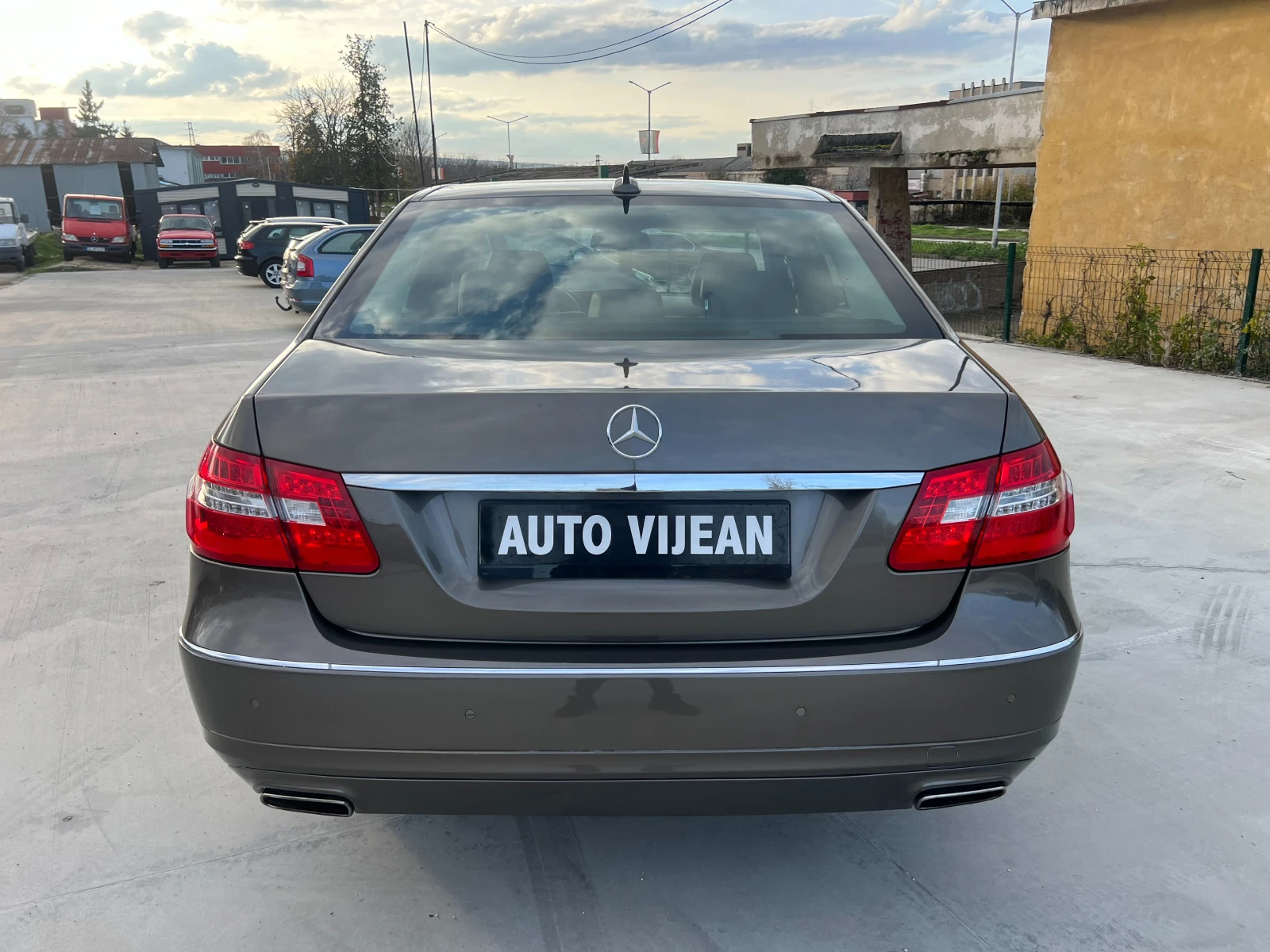 Mercedes-Benz E 200 2.1D-136- | Mobile.bg   5