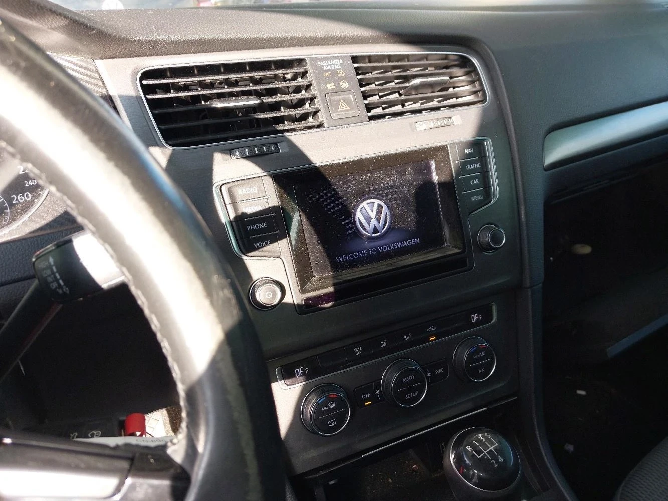 VW Golf 1.6TDI  - изображение 9