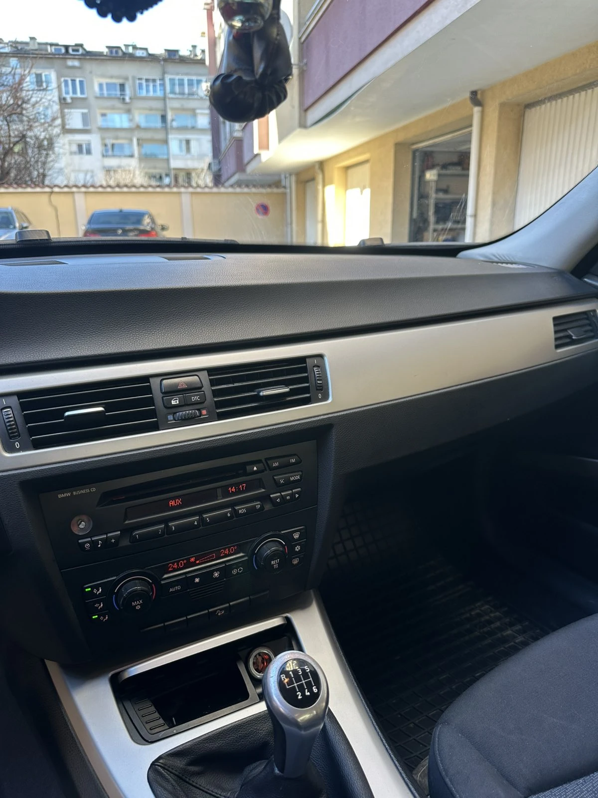 BMW 330 3.0XD - изображение 9