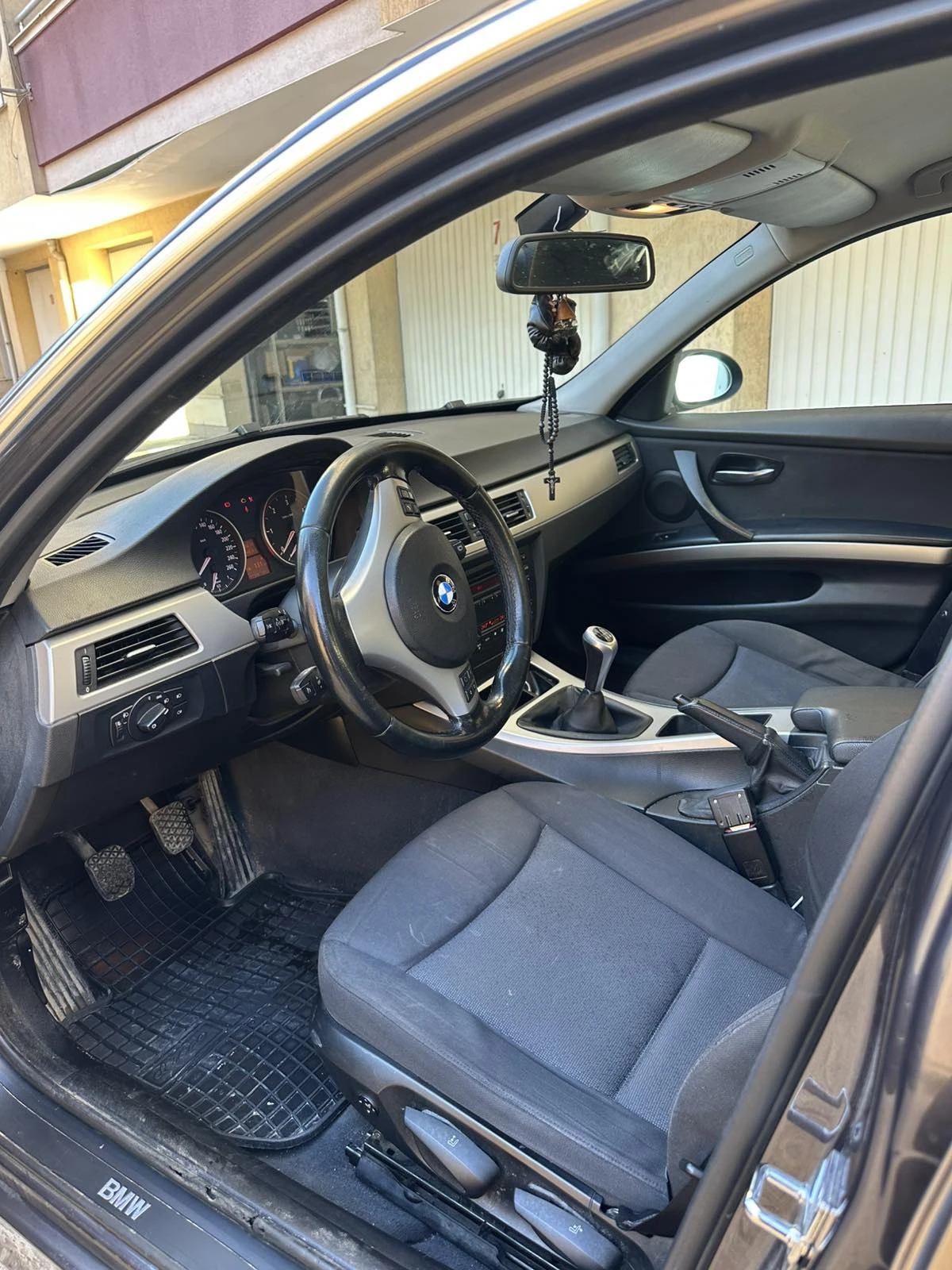 BMW 330 3.0XD - изображение 6