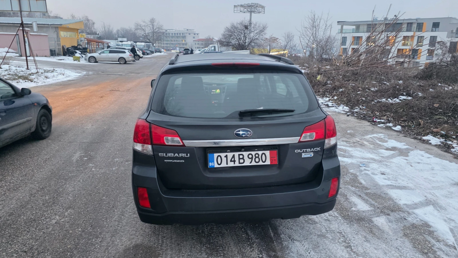 Subaru Outback 2.0d 4x4 | Mobile.bg � ����������� 14