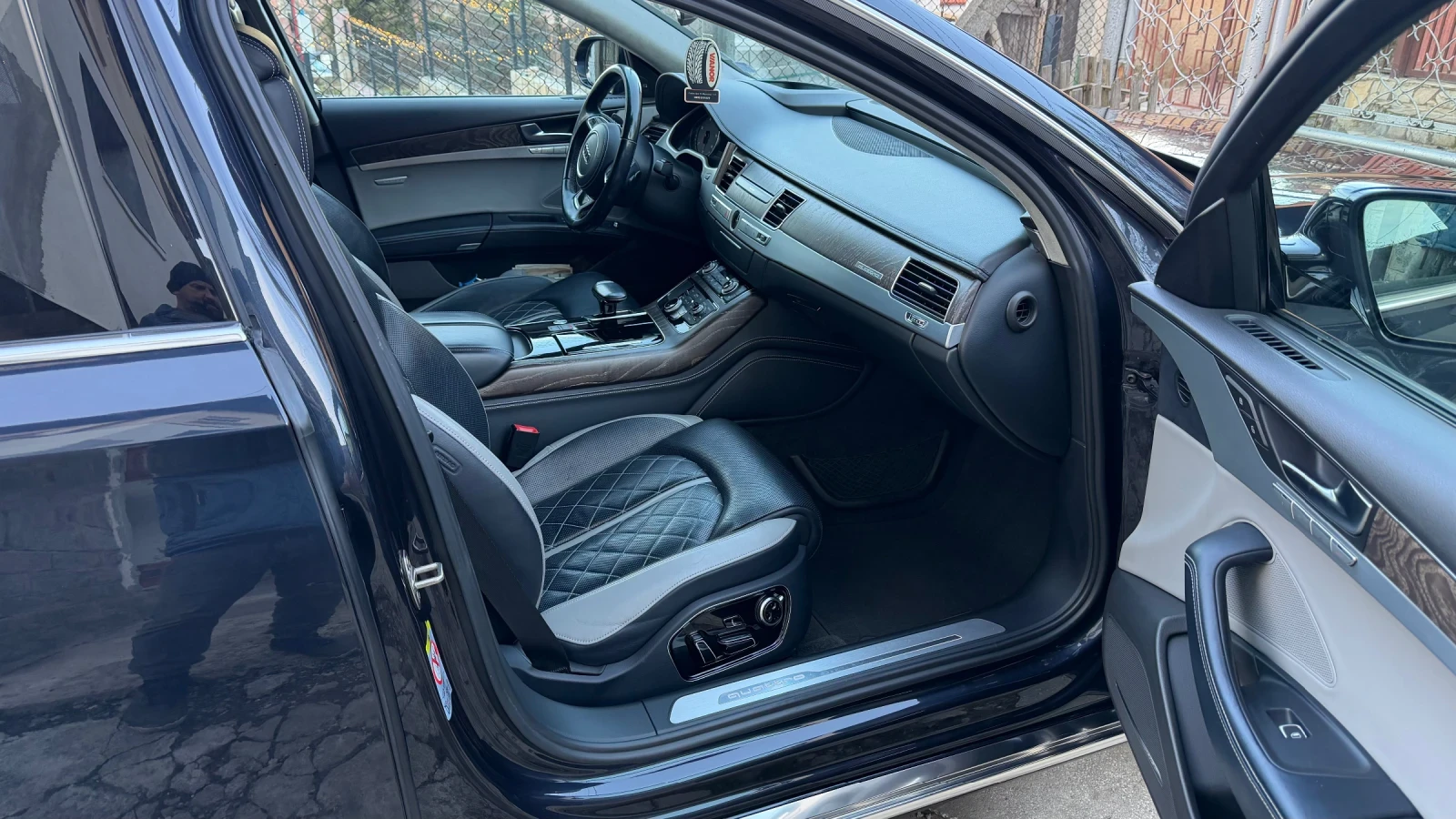 Audi A8 4.2 TDI-EXCLUSIVE-MASSAGE-HEADUP-360-КАМЕRA - изображение 6