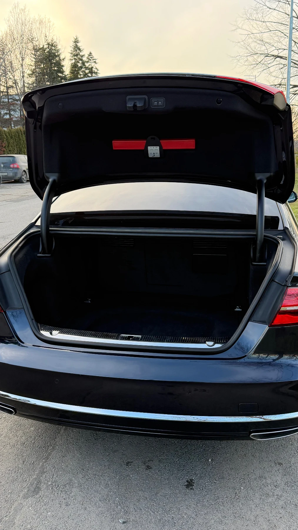 Audi A8 4.2 TDI-EXCLUSIVE-MASSAGE-HEADUP-360-КАМЕRA, снимка 15 - Автомобили и джипове - 53689236