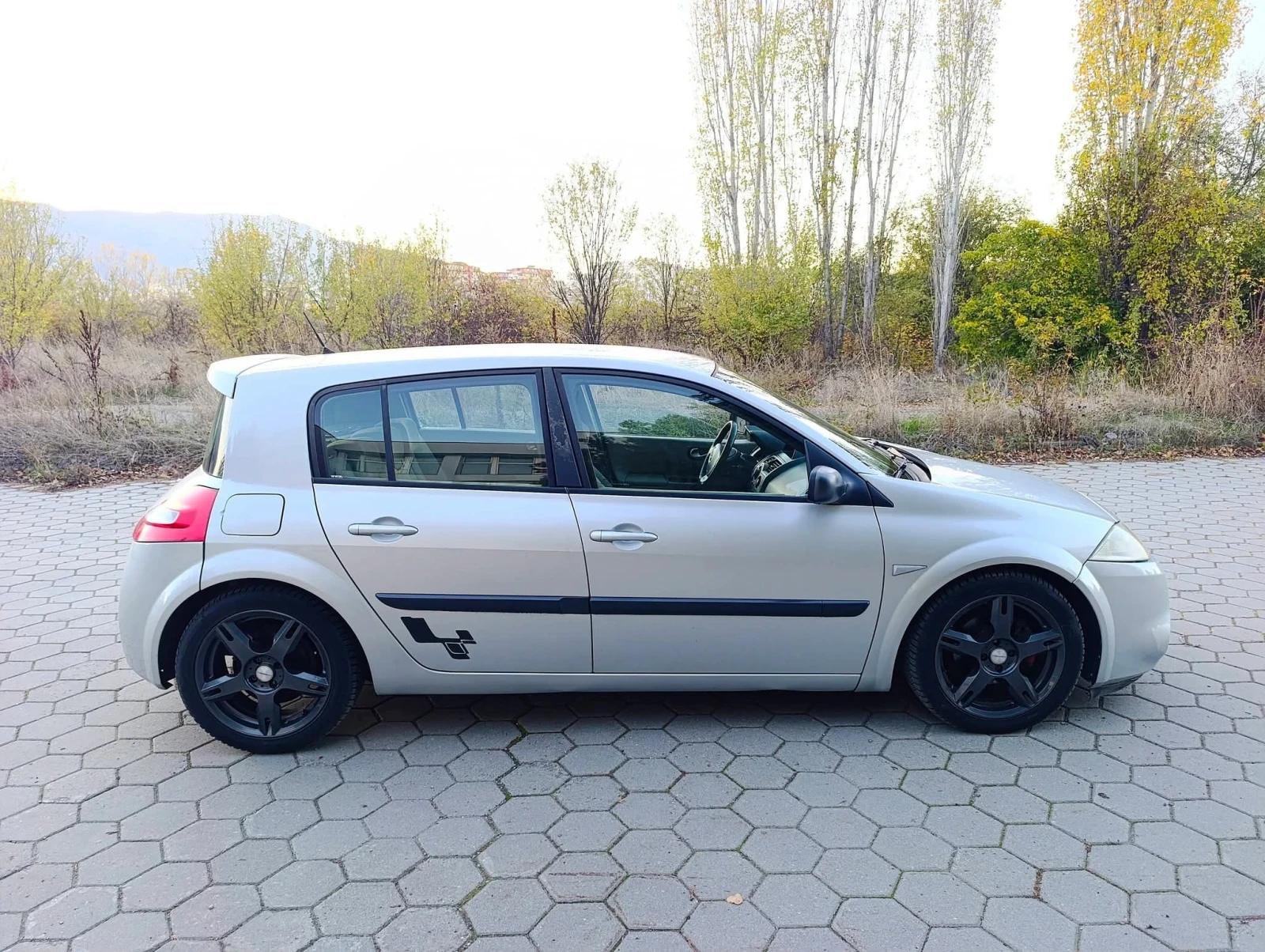 Renault Megane 1.6 16V (RS пакет) - изображение 3