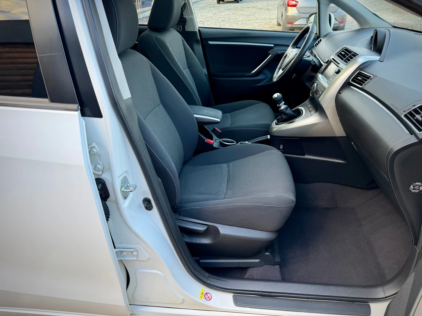 Toyota Verso 1.6 VALVEMATIC* NAVI* CAMERA | Mobile.bg � ����������� 12