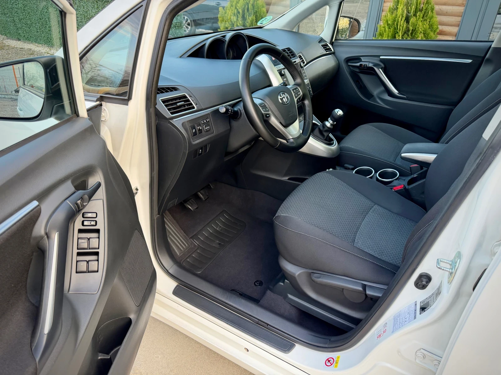 Toyota Verso 1.6 VALVEMATIC* NAVI* CAMERA | Mobile.bg � ����������� 9