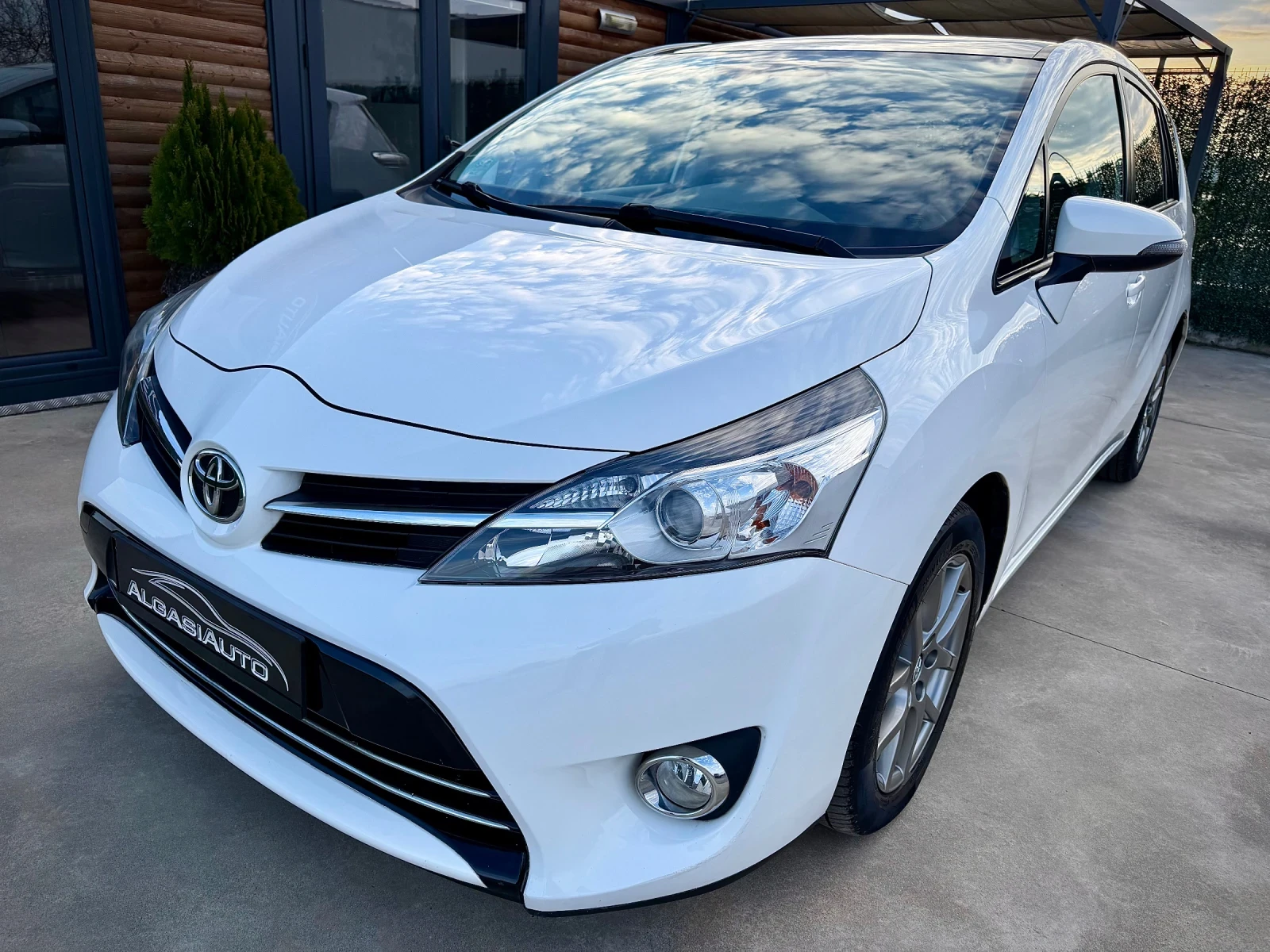 Toyota Verso 1.6 VALVEMATIC* NAVI* CAMERA | Mobile.bg � ����������� 8