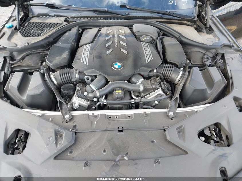 BMW M8 * xDrive* , снимка 10 - Автомобили и джипове - 54214646