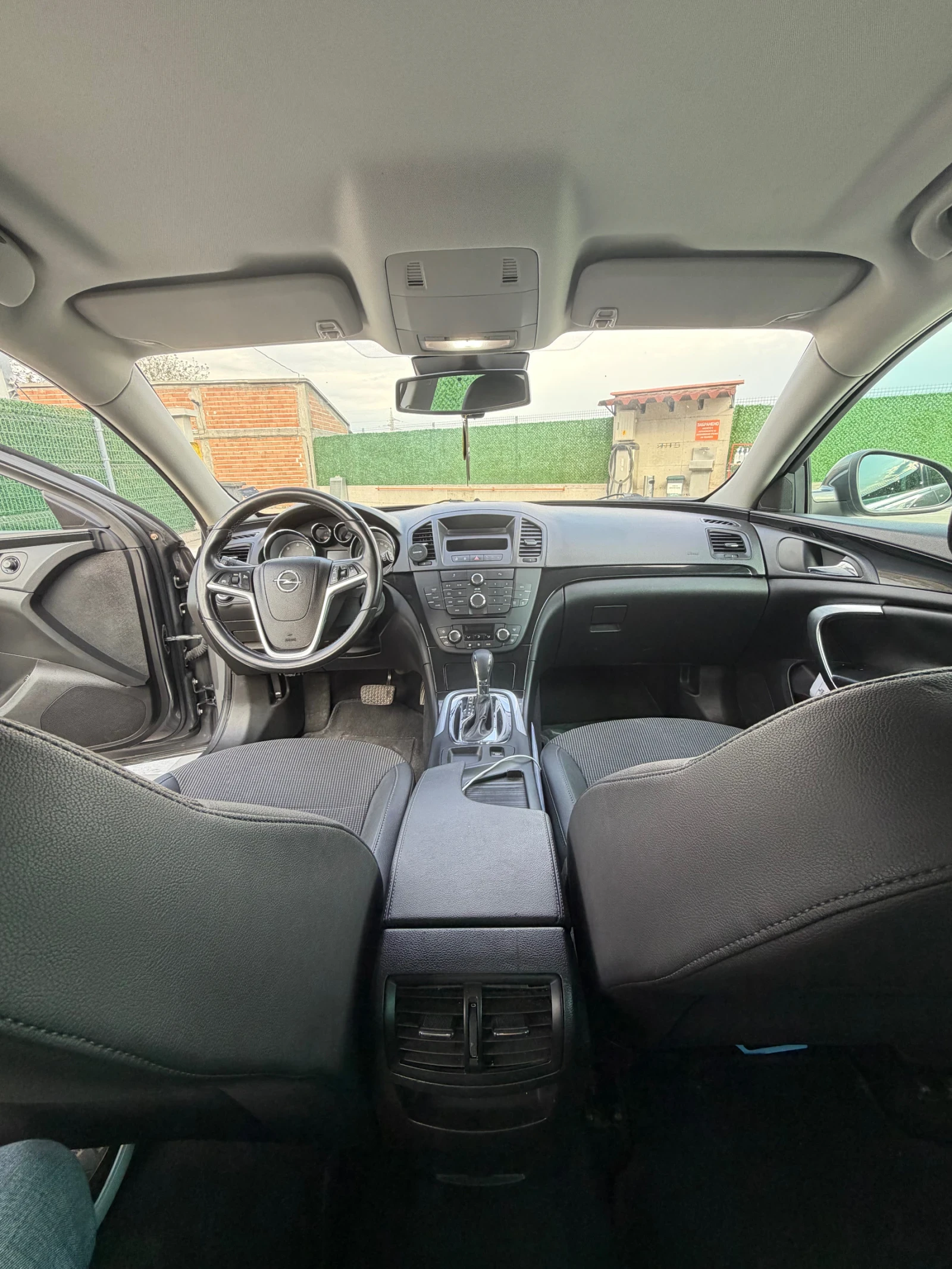 Opel Insignia 2.0 cdti, снимка 8 - Автомобили и джипове - 54360543