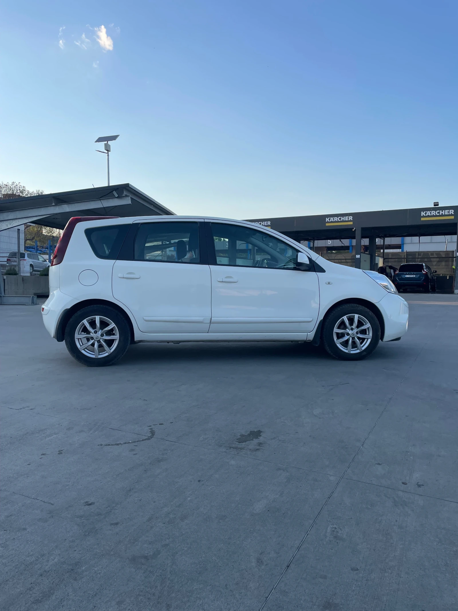 Nissan Note 1.5 DCI КЛИМАТИК, снимка 9 - Автомобили и джипове - 54478960