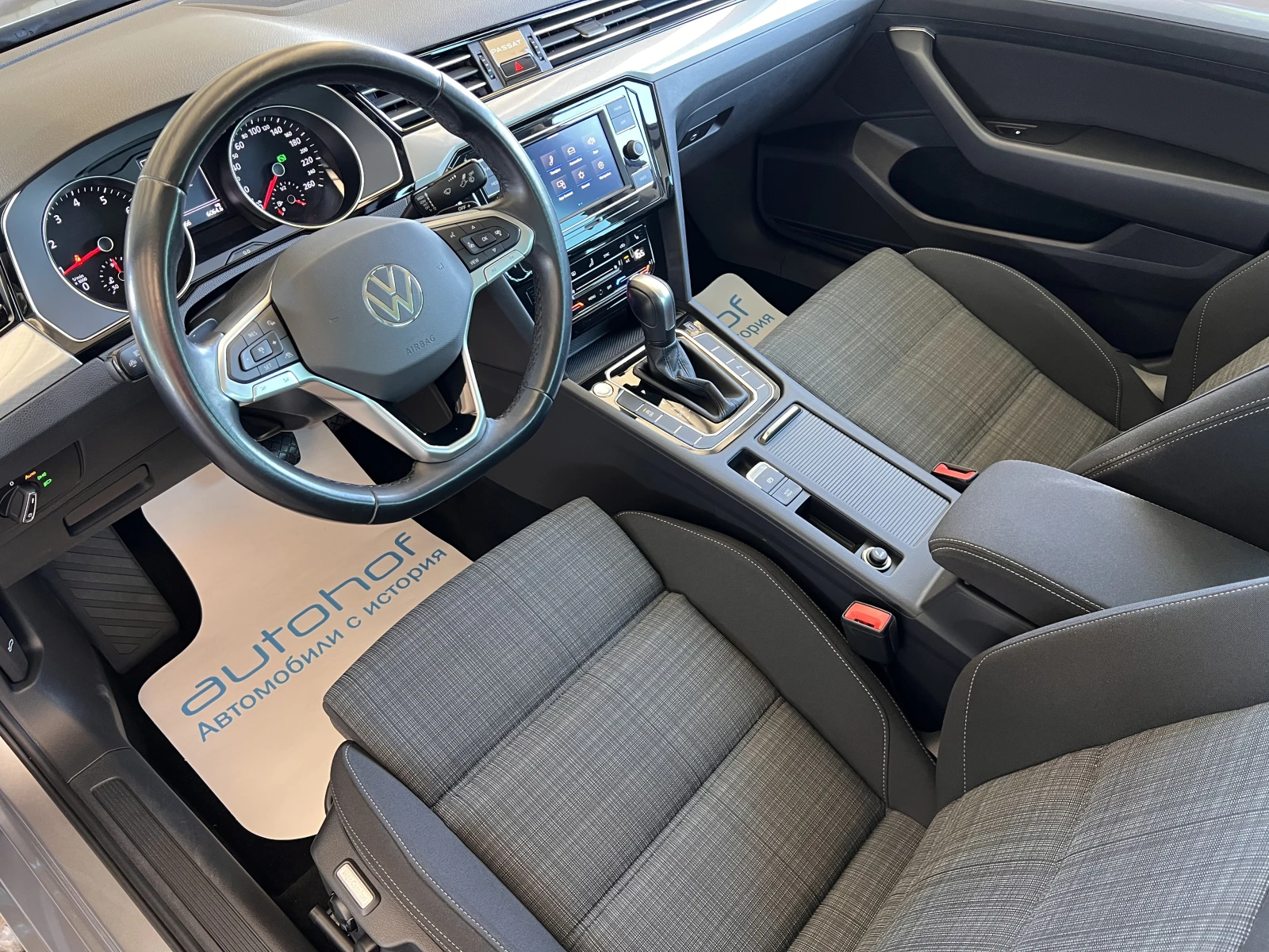 VW Passat BUSINESS/1.5TSI/150к.с./7АТ, снимка 7 - Автомобили и джипове - 54553979