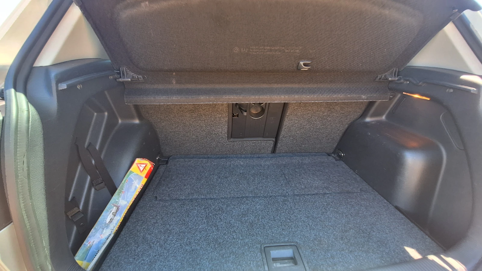 VW Golf Plus Match 1.6 TDI, снимка 15 - Автомобили и джипове - 54573387