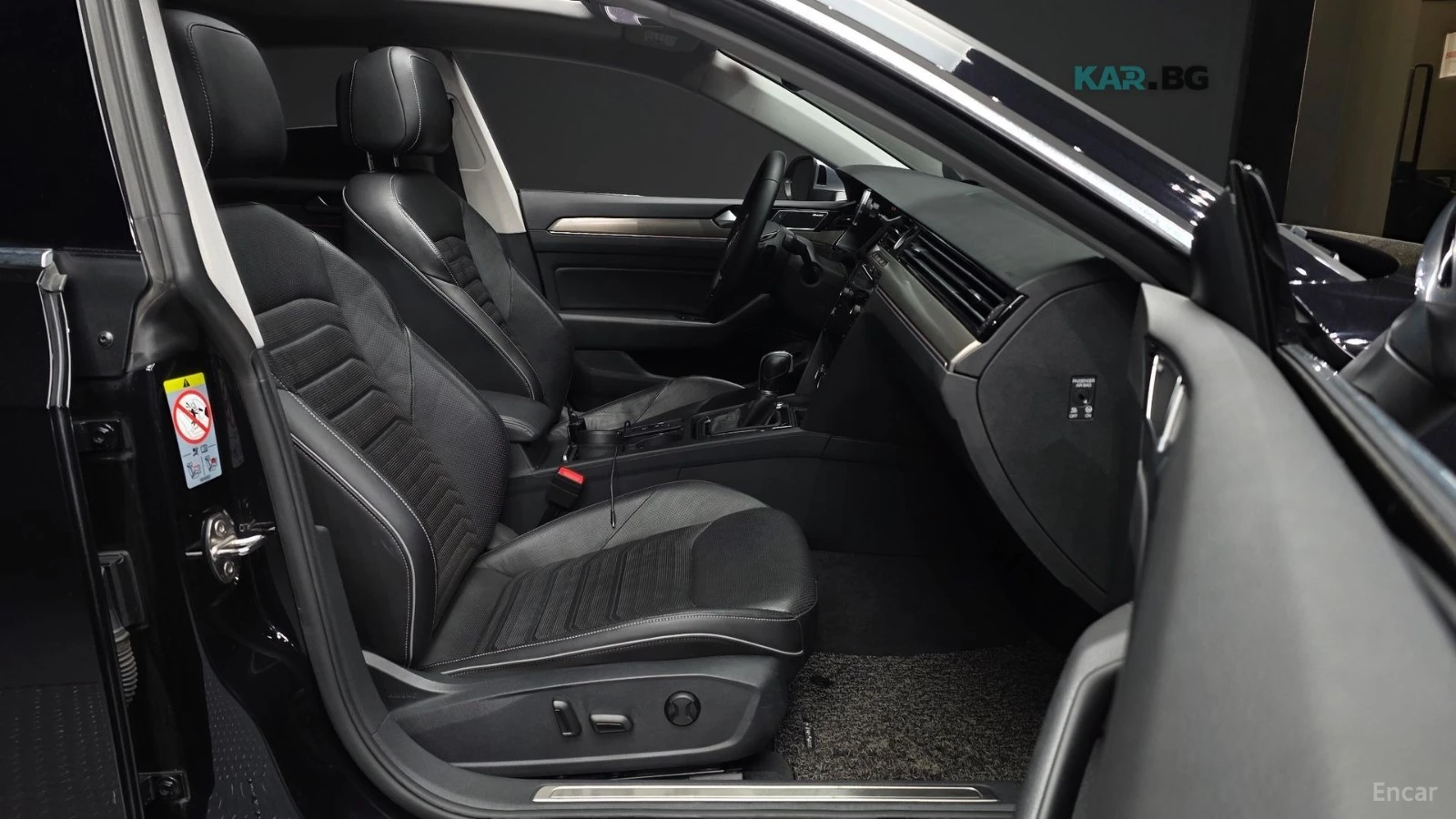 VW Arteon 2.0 TDI* PRESTIGE* КОЖА* ПАНО* ОБДУХВ* ПАНО* , снимка 11 - Автомобили и джипове - 54823744