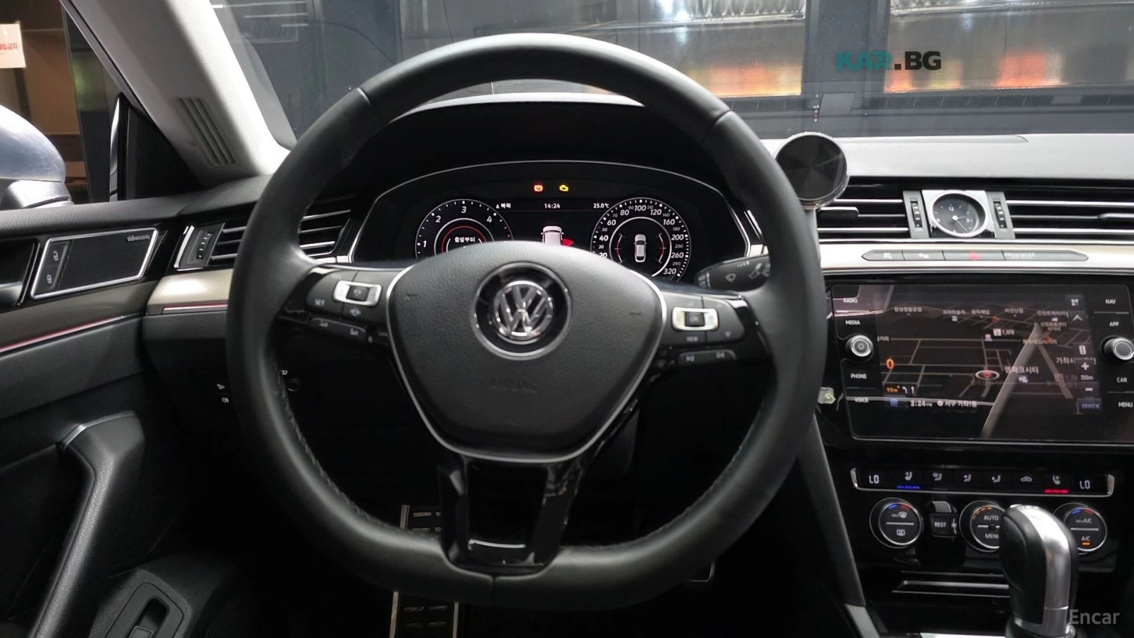 VW Arteon 2.0 TDI* PRESTIGE* КОЖА* ПАНО* ОБДУХВ* ПАНО* , снимка 13 - Автомобили и джипове - 54823744