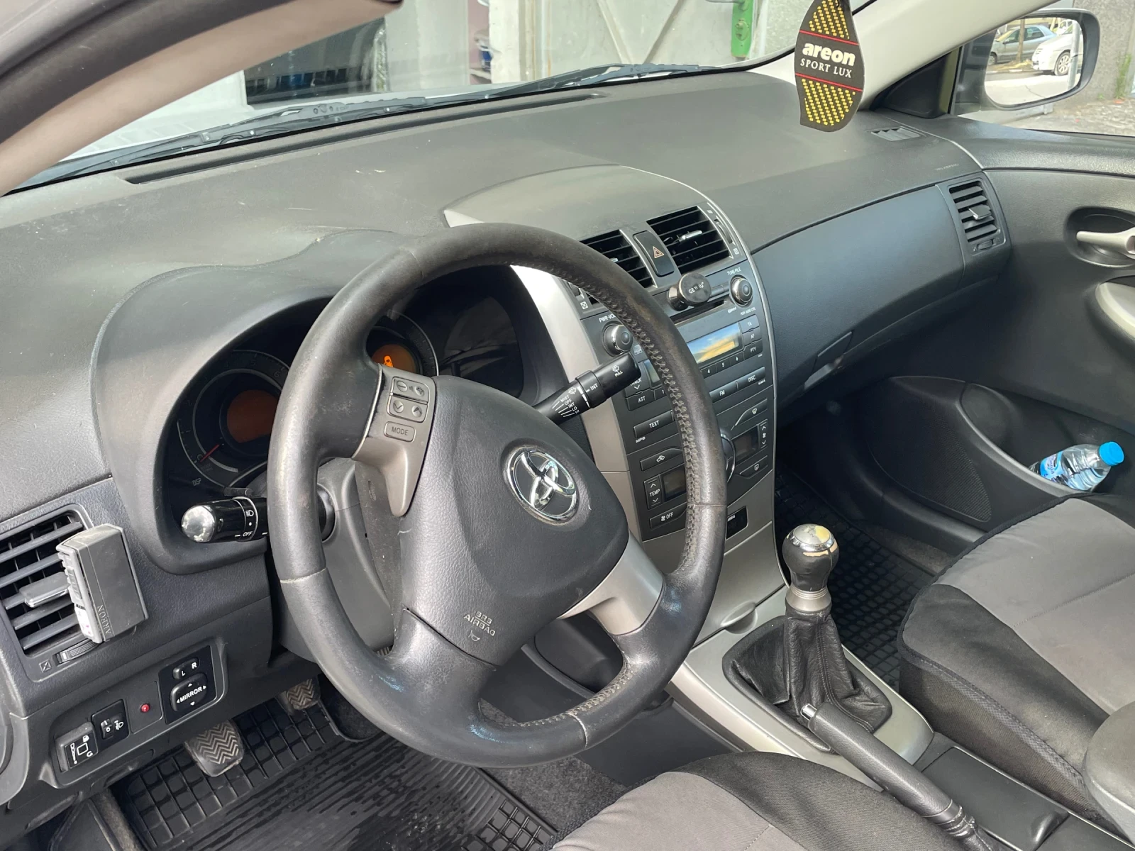 Toyota Corolla, снимка 6 - Автомобили и джипове - 54954236